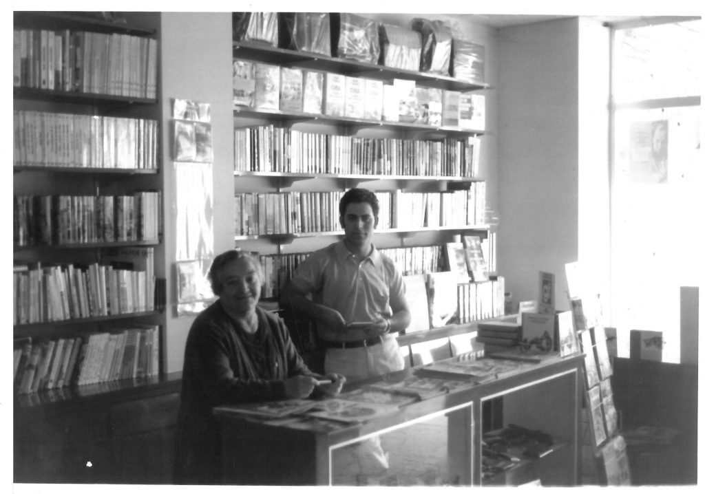 Librería Quiñones celebra su 70 aniversario en Ponferrada con descuentos de verano y una gran fiesta cultural
