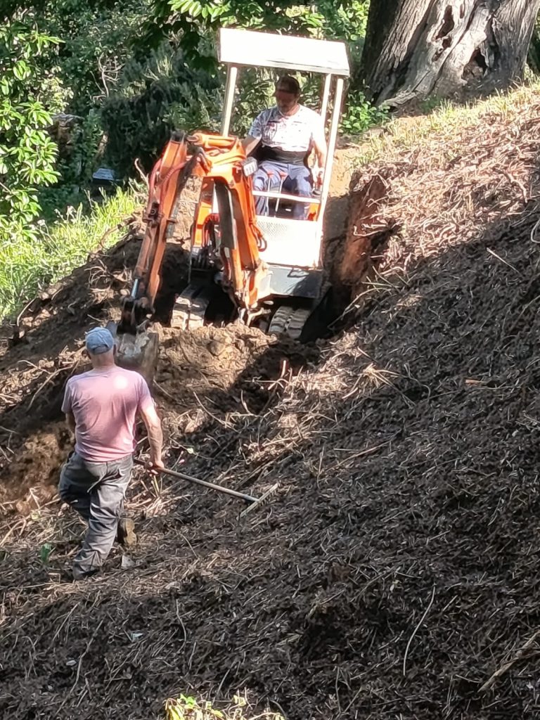 Ponferrada reconoce el trabajo de las Juntas Vecinales en el mantenimiento de caminos y la prevención de incendios